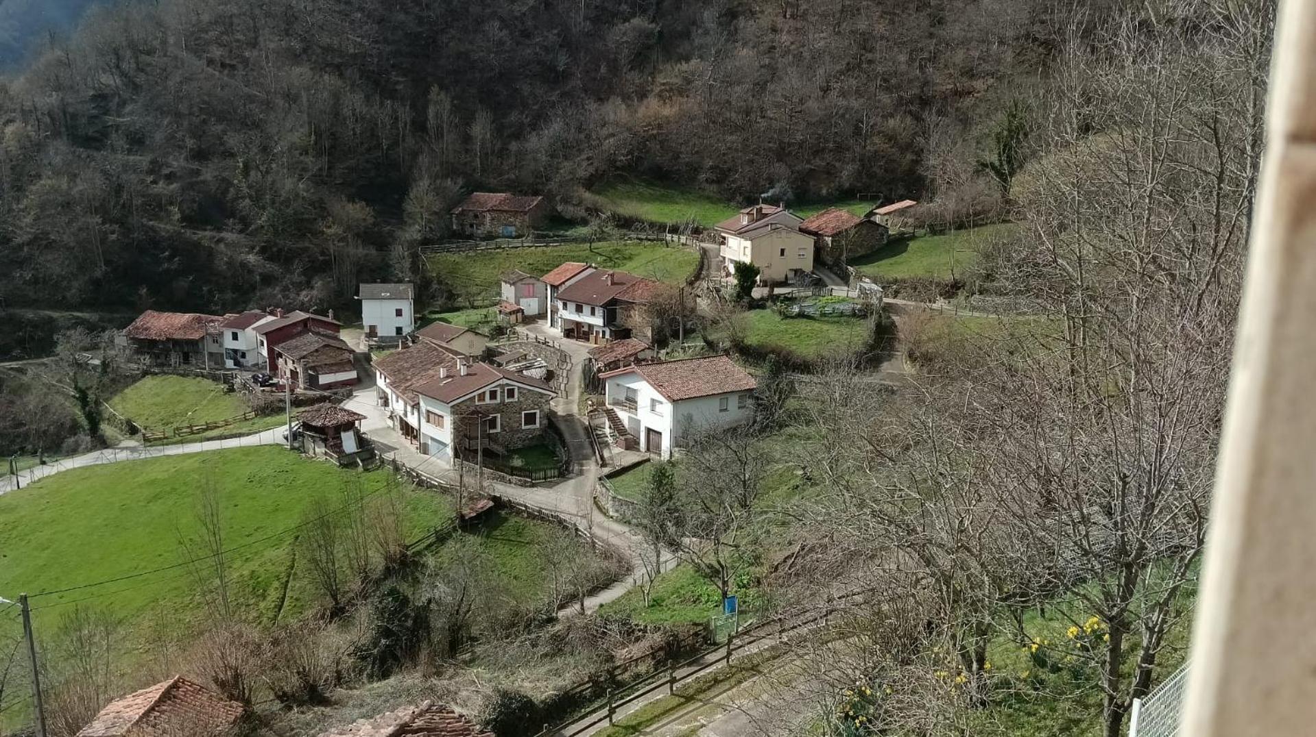 Casa Preciosas Vistas, Ubicada En Medio Del Parque Natural De Redes, Asturias Caso Luaran gambar